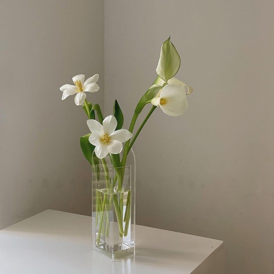 Modern Acrylic Flower Vase with Geometric Design suitable for Home, Office & Wedding Centerpieces